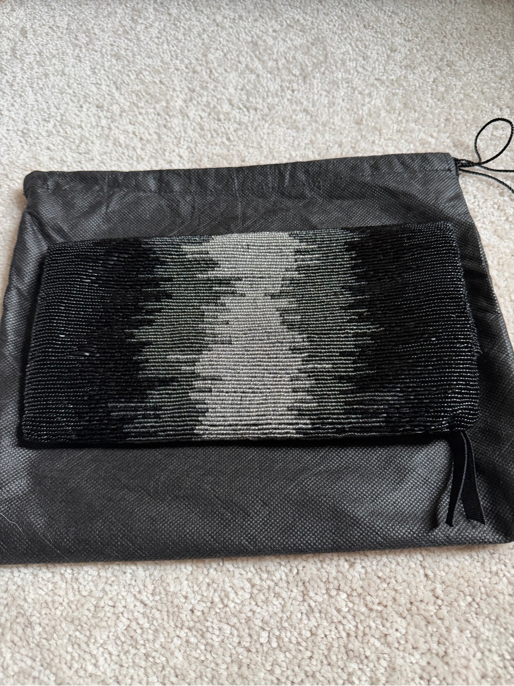 White House🤍 Black Market 🖤 Beaded Fold-Over Clutch - Picture 2 of 4